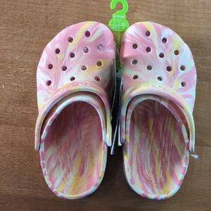 Crocs Glow In The Dark Girls Daylily Size 1